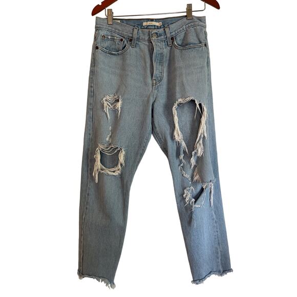 Levi's Womens Premium Wedgie Straight Jeans Size 28 Destroyed Button Fly Hi Rise - Picture 1 of 11